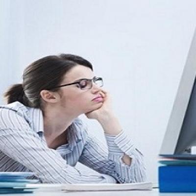 Cẩn thận sức khỏe khi ngồi cả ngày làm việc văn phòng